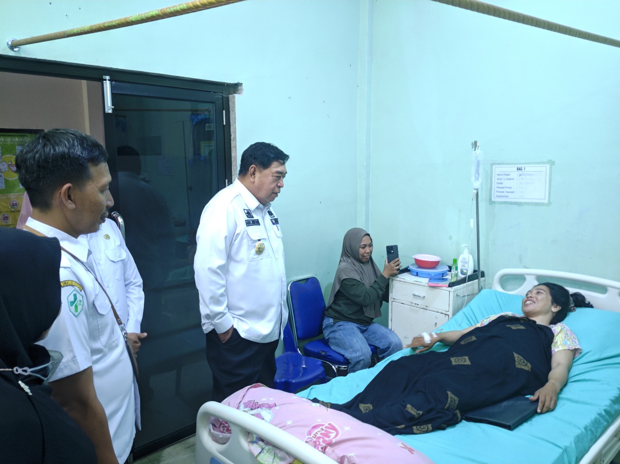 Pj Wali Kota Parepare Sidak Puskesmas Cempae, Pastikan Pelayanan Sesuai Prosedur