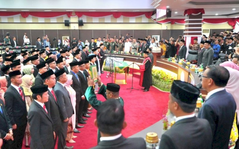 84 Anggota DPRD Sulsel Periode 2024-2029 Dilantik, Pj Gubernur Ucapkan Selamat Bekerja