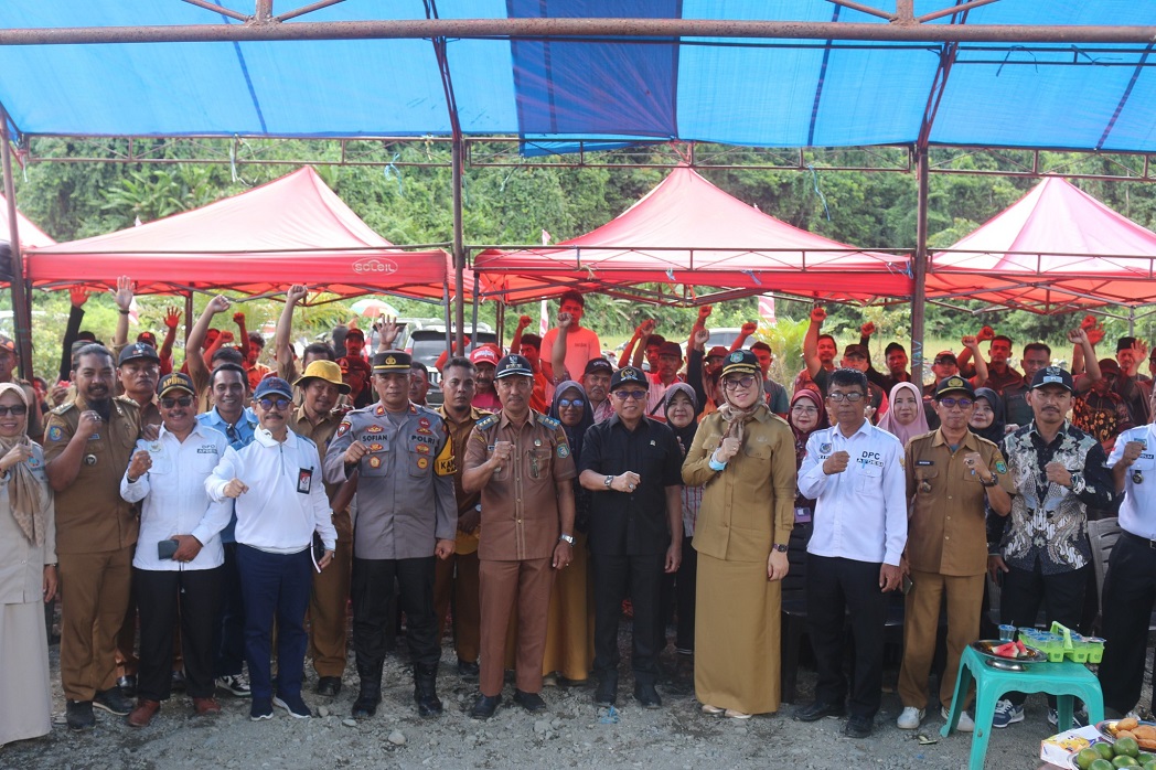 Pesta Panen dan Peletakan Batu Pertama Pabrik Padi di Bulubonggu Pasangkayu, Agus Ambo Djiwa: Akan Memberikan Nilai Tambah Signifikan