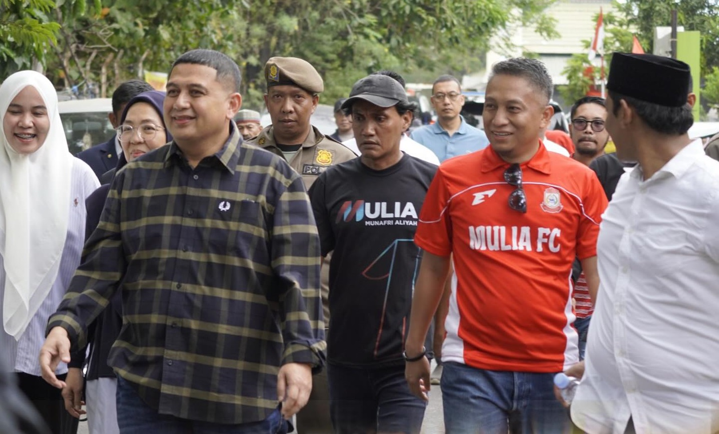 Camat Ujung Tanah Dampingi Wali Kota Makassar Menghadiri Festival Bakar Ikan di Kelurahan Pattingaloang