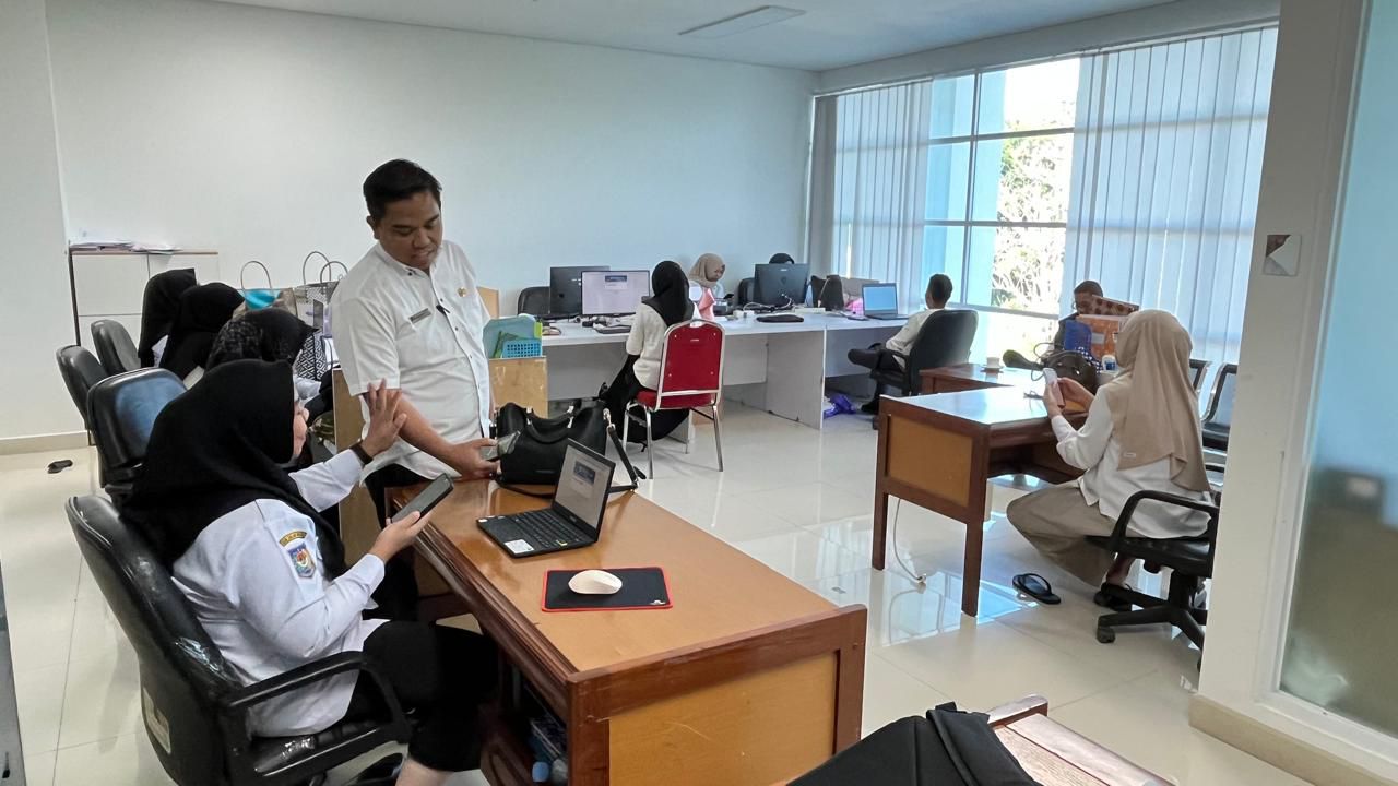 Dukung Transformasi Digital, Sekretariat DPRD Sulbar Ambil Bagian dalam Pengukuran Kompetensi Digital 