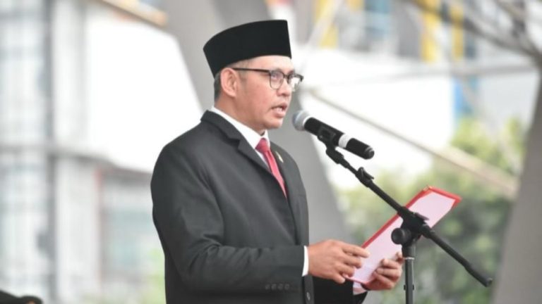 Hadiri Upacara HUT RI ke-80 di Lapangan Karebosi, Ketua DPRD Makassar Bacakan Teks Proklamasi
