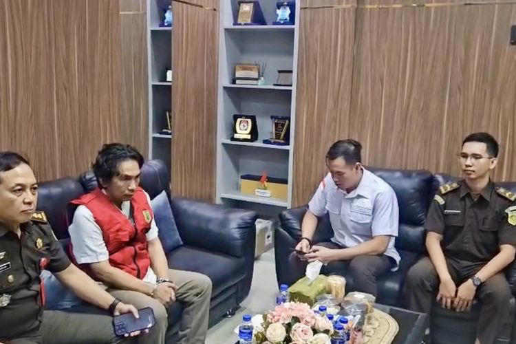 Vonis Hukuman Cuma 6 Bulan, Akhmad Azani Jadi Buron Selama 9 Tahun