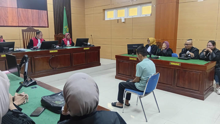 Hakim Jatuhkan Vonis Pidana Mati Kepada Pembunuh Penjual Gorengan, Keluarga Korban Sambut Haru