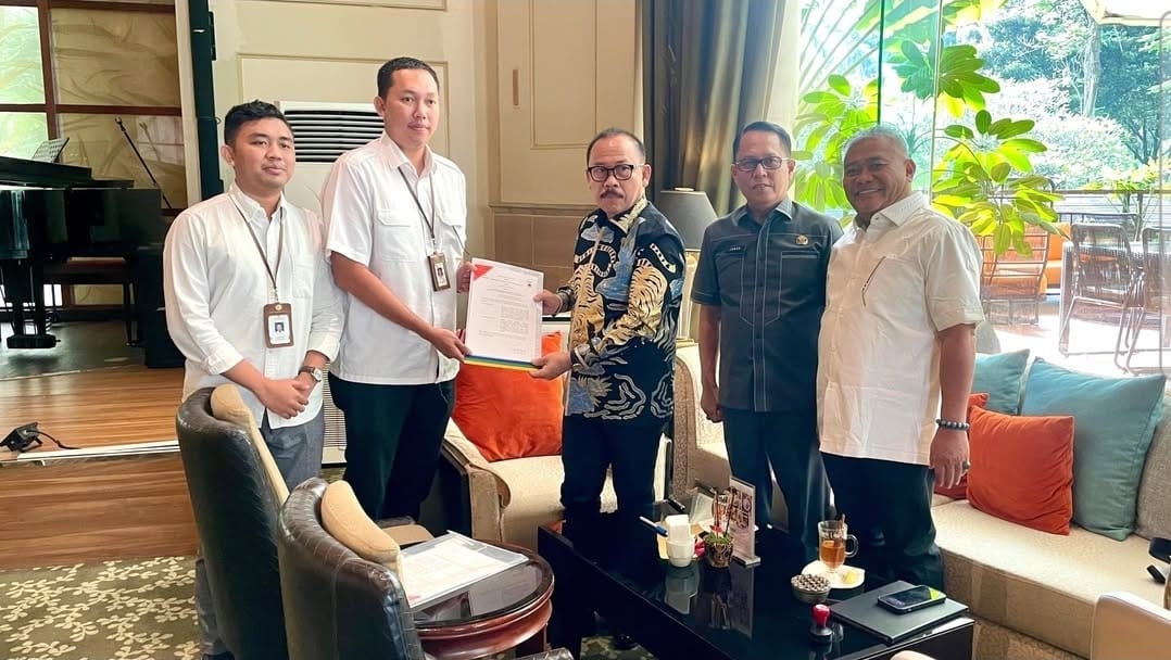 Siap Jalankan Sekolah Rakyat, Gubernur Suhardi Duka Tandatangani BAST