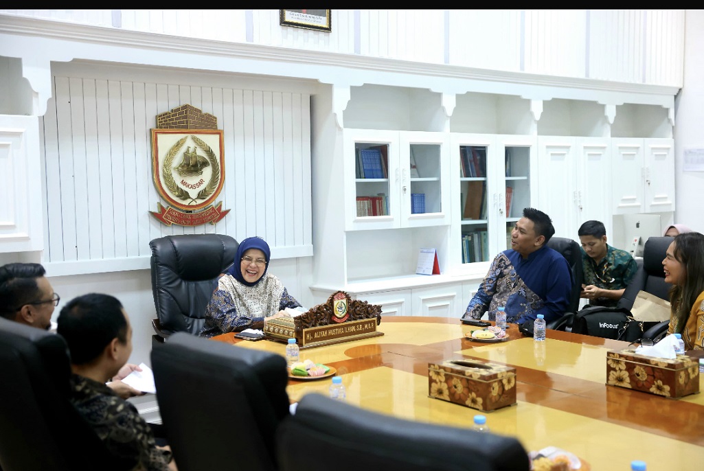 Aliyah Mustika Ilham Apresiasi Edukasi Asuransi Jiwa oleh Equity Life