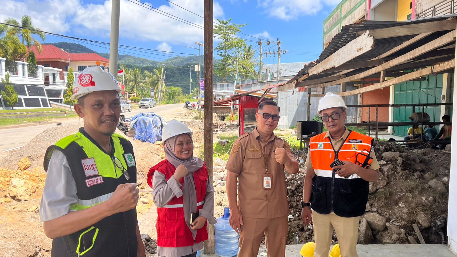 Proyek Peningkatan Jalan Menuju Batas Tapalang Barat Ditargetkan Rampung Desember 2025, Serap 40 Tenaga Kerja Lokal