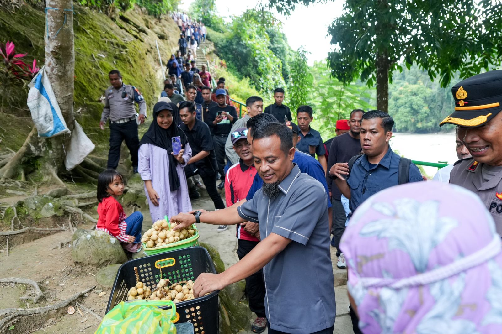 Apresiasi Permandian Air Panas Pincara Luwu Utara, Gubernur Sulsel Ajak Majukan Pariwisata Daerah