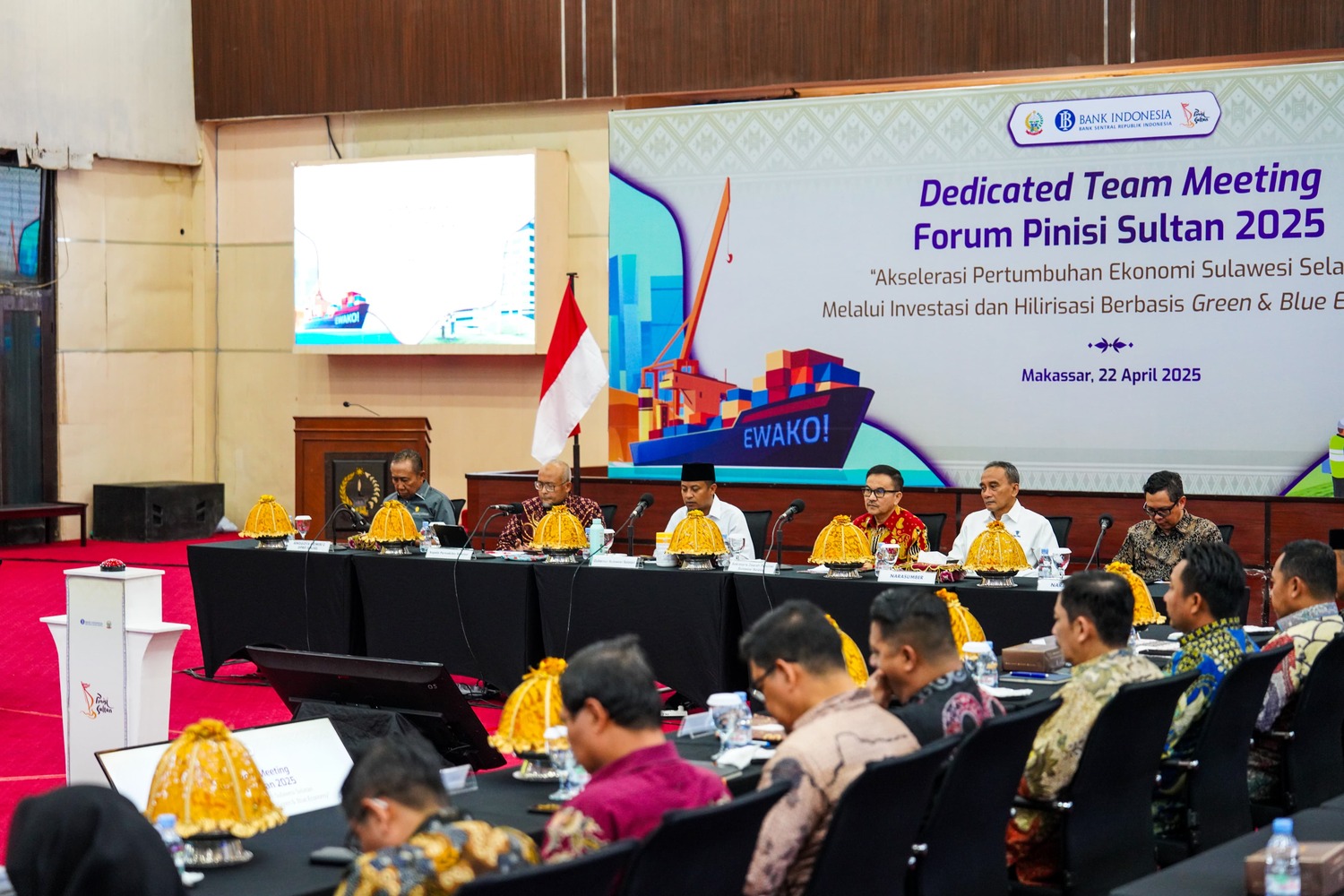 Forum Pinisi Sultan, Upaya Pemprov Sulsel Terapkan Ekonomi Hijau dan Biru