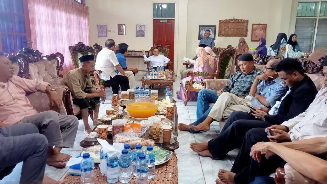 Hari Kedua Open House di Rumah Jonga Polman, Warga Masih Antusias Bertemu dengan Wagub Sulbar