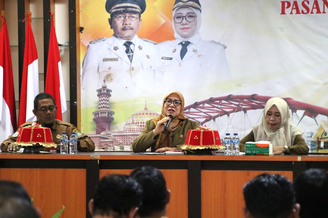 Rakor Penertiban dan Kebersihan, Wabup Herny Beri Pengarahan Agar Penataan Kota Pasangkayu Lebih Baik