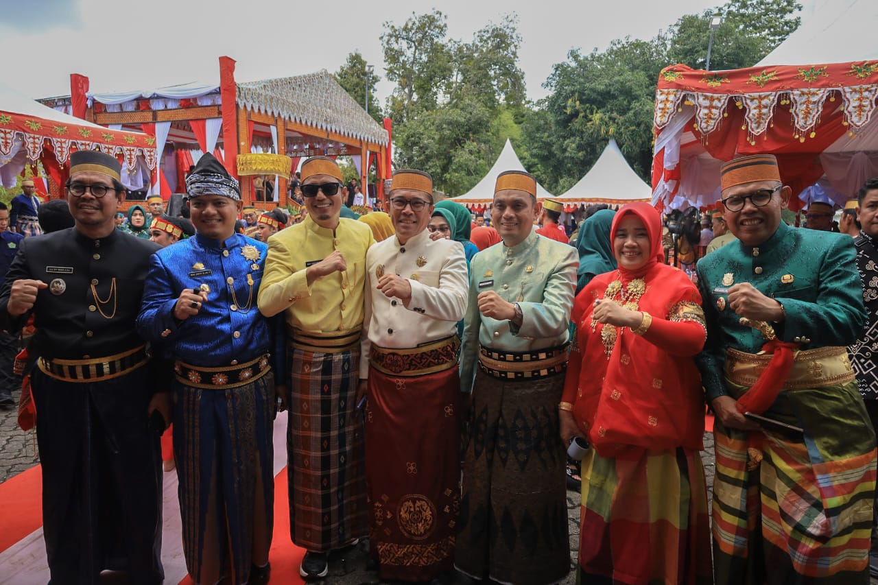 Wawali Parepare Hermanto Hadiri Hari Jadi ke-695 Bone, Apresiasi Pelestarian Budaya Lokal