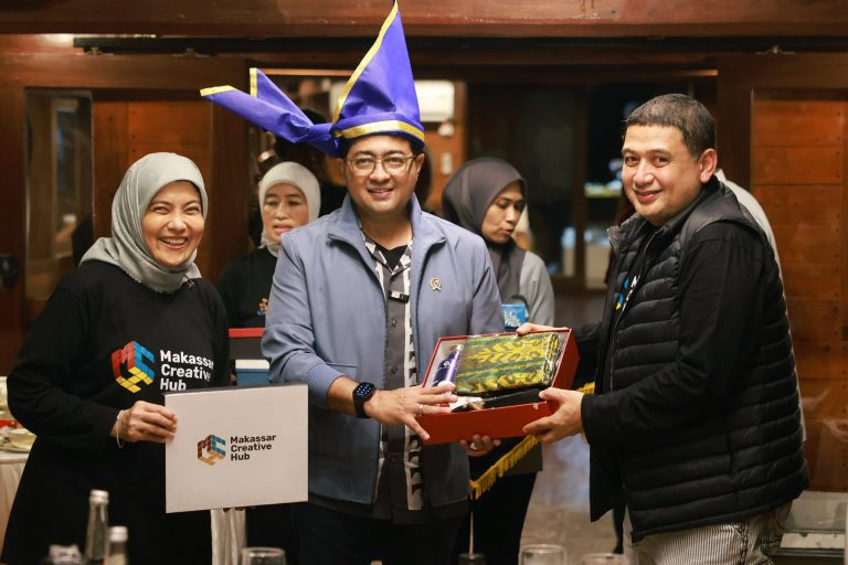 Menekraf Dukung Pengembangan Ekonomi Kreatif di Makassar, Munafri: Menjadi Motivasi dalam Membakar Semangat