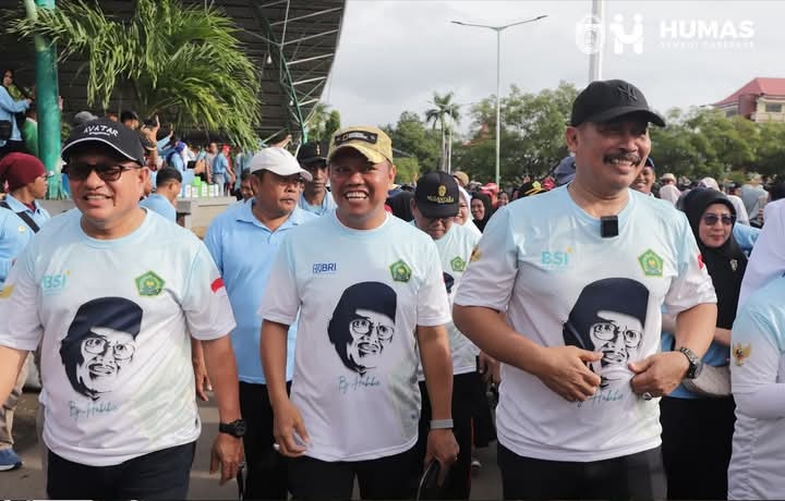 Hari Amal Bakti Kemenag, Pemkot Parepare Support Gerak Jalan Kerukunan Antar Umat Beragama