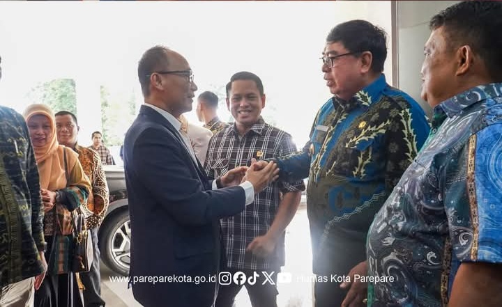 Pj Wali Kota Parepare Hadiri Sertijab Gubernur, Harapkan Sinergitas di Masa Transisi