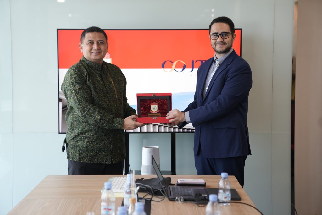 Bertemu Investor dari Qatar, Wali Kota Munafri Bahas Pembangunan Stadion