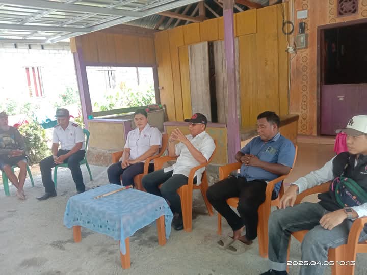 Berdialog Dengan Petani Kakao di Dusun Sulupa, Agus Ambo Djiwa Gali Berbagai Persoalan di Sektor Pertanian