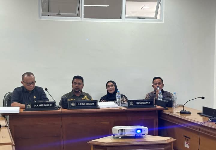 Komisi II DPRD Sulbar Evaluasi APBD 2024, Habsi Wahid: Kita Buat Catatan untuk Rekomendasi ke Gubernur