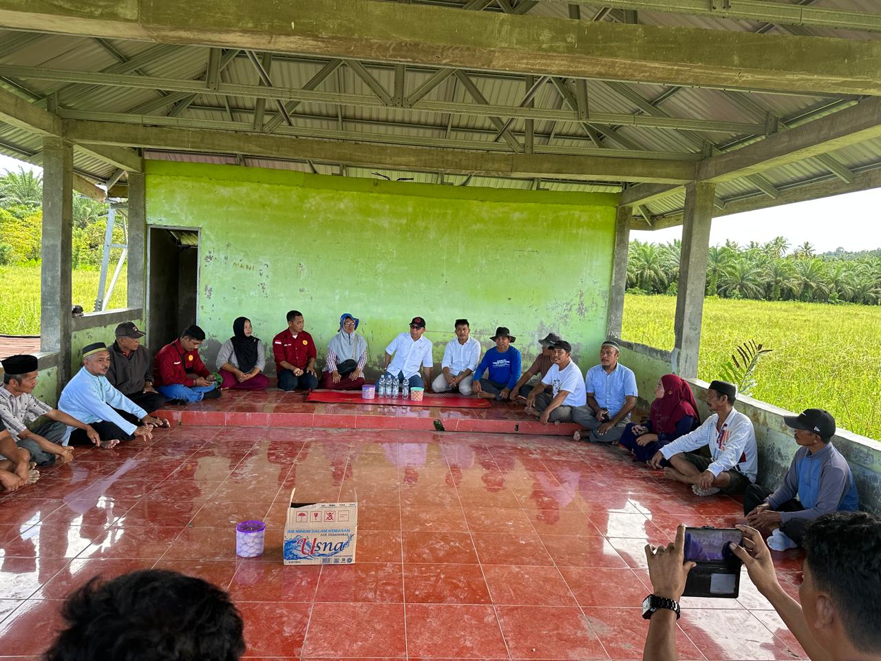 Dialog Dengan Petani di Bambalamotu dan Kalola saat Reses, Agus Ambo Djiwa Temukan 100 Hektare Sawah Terbengkalai Karena tak ada Irigasi