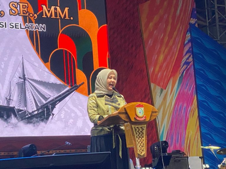 Ajak Warga KKSS Berkontribusi Bangun Sulsel, Wagub Fatmawati Nilai Warga di Perantauan Miliki Komitmen Kuat