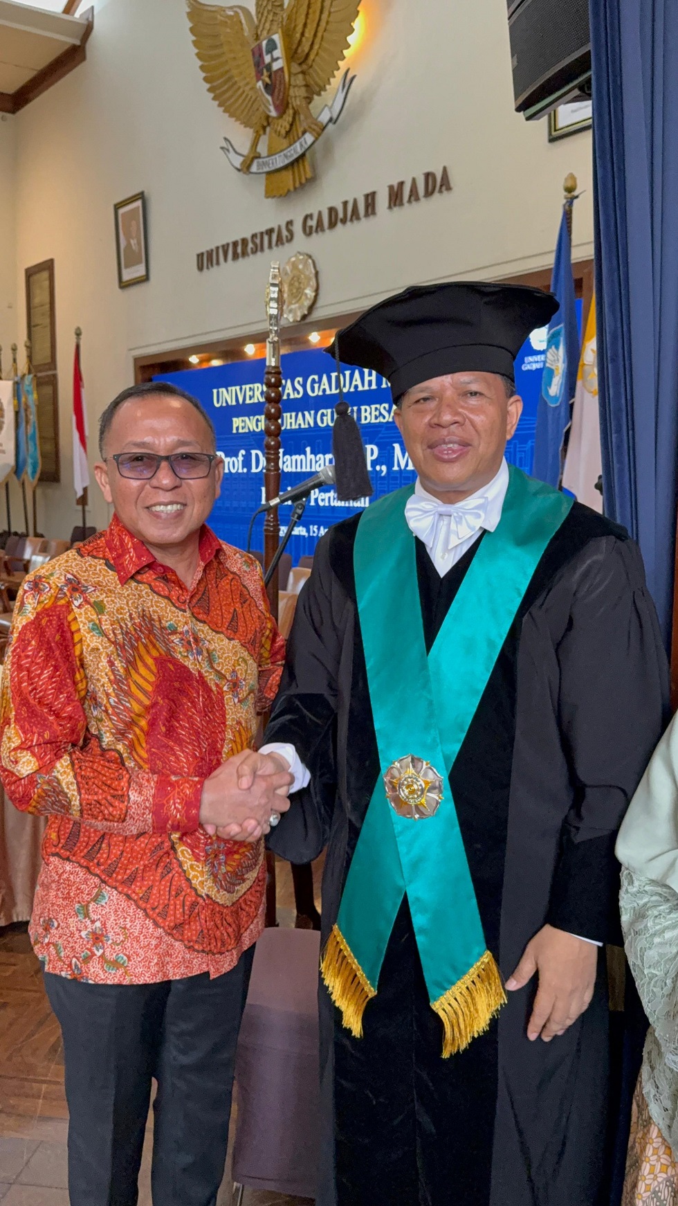 Agus Ambo Djiwa Hadiri Pengukuhan Guru Besar UGM Jamhari di Yogyakarta