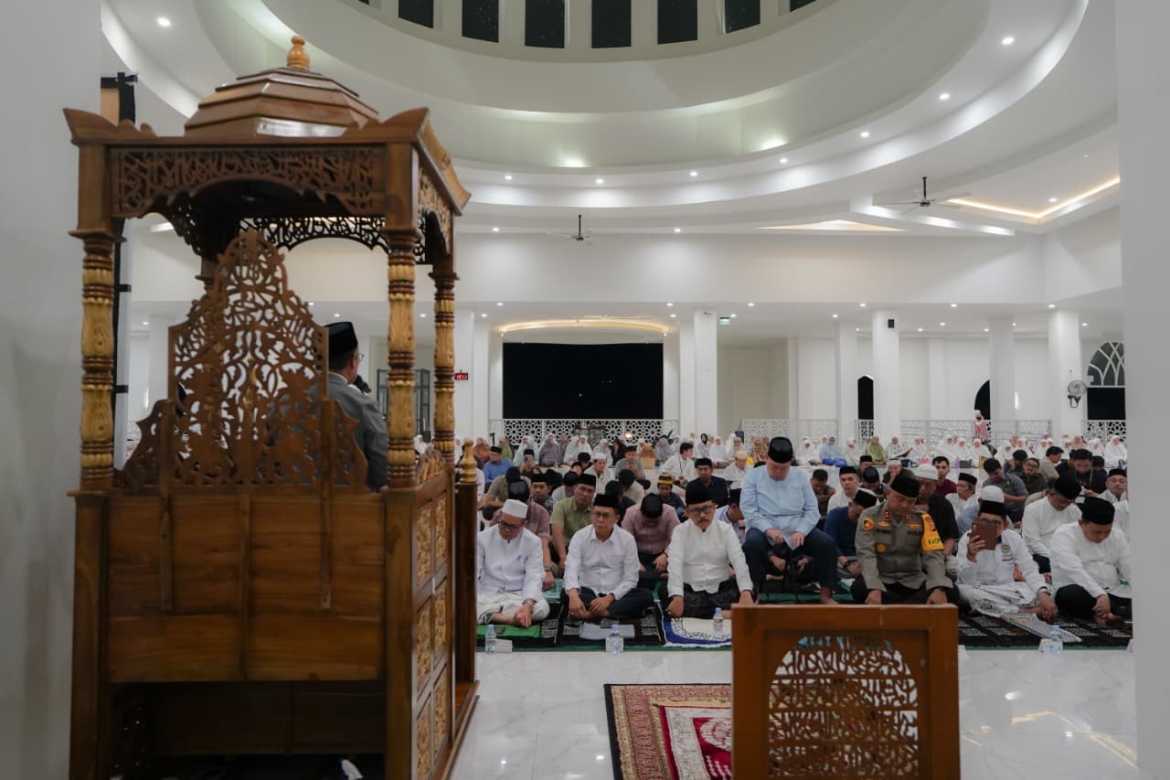 Doa dan Zikir Akhir Tahun, Gubernur Sulbar Ajak Refleksi dan Jaga Keseimbangan Lingkungan