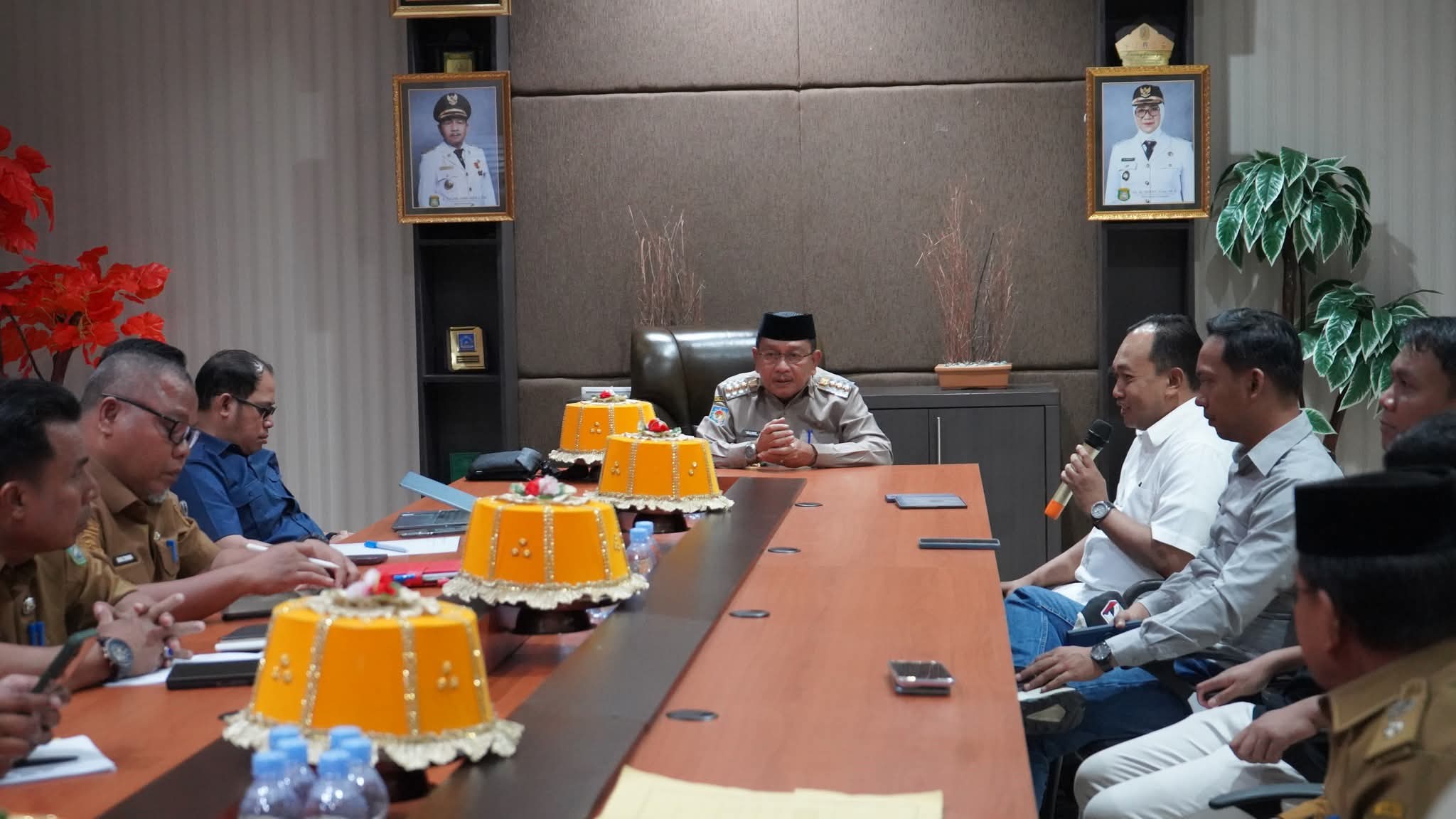 Bupati Pasangkayu Pimpin Rapat Identifikasi Permasalahan Lahan Perkebunan yang Dihadiri BIN