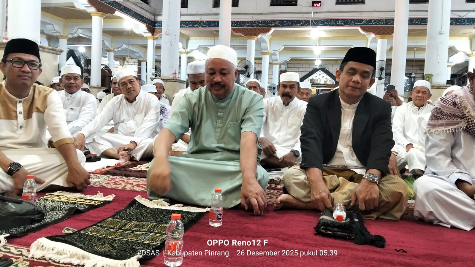 Majelis Syuhada Parepare Putihkan Masjid Besar Raya Pinrang bak Lebaran, Bupati Sebut Role Model Memakmurkan Masjid