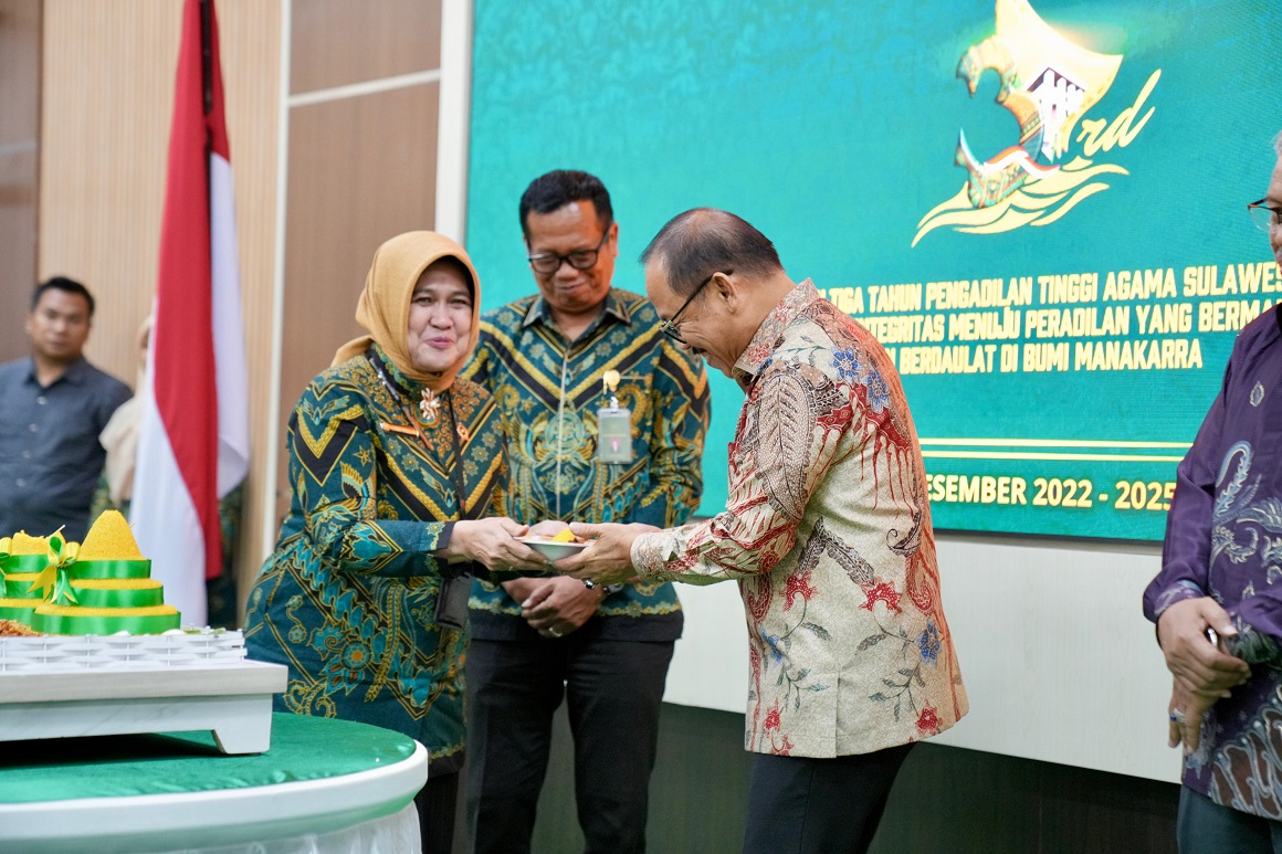 Gubernur SDK Hadiri HUT ke-3 PTA Sulbar, Tekankan Integritas dan Keadilan Peradilan