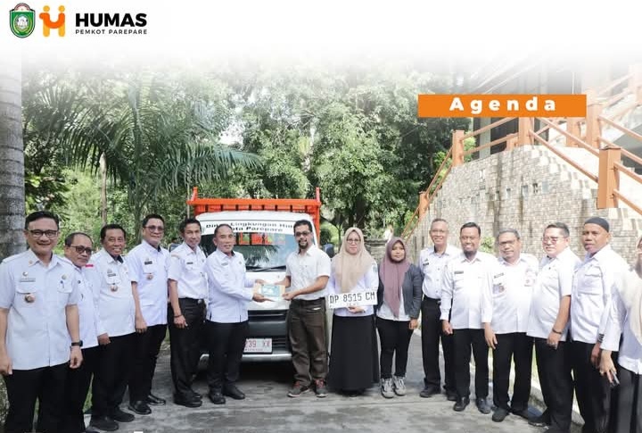 Bantuan CSR Mobil Pengangkut Sampah dari PT Barito Wind Energy Dukung Parepare Lebih Bersih 