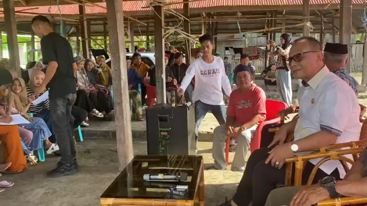 Legislator Habsi Wahid Gelar Hearing Dialog di Tapalang Barat, Bahas Perikanan dan Pariwisata Wilayah Pesisir