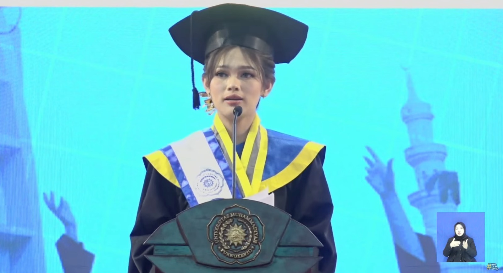 Meski Beragama Hindu, Ni Nyoman Nikunja Pilih Kuliah di Kampus Muhammadiyah, Sampaikan Rasa Haru dan Bangga saat Wisuda