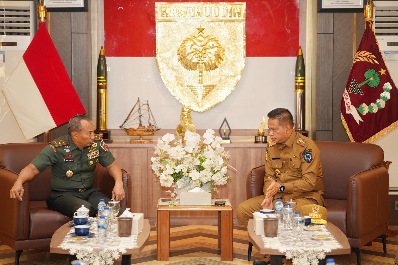 Berkunjung ke Makodam XIV Hasanuddin, Prof Fadjry Djufry Bahas Kerja Sama Swasembada Pangan dengan Mayjen TNI Windiyatno 