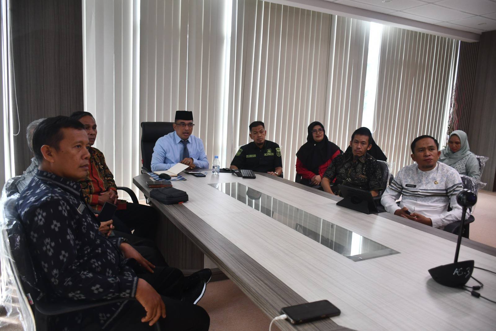 Plh Gubernur Sulbar Hadiri Penandatanganan PKS OPSEN Pajak 