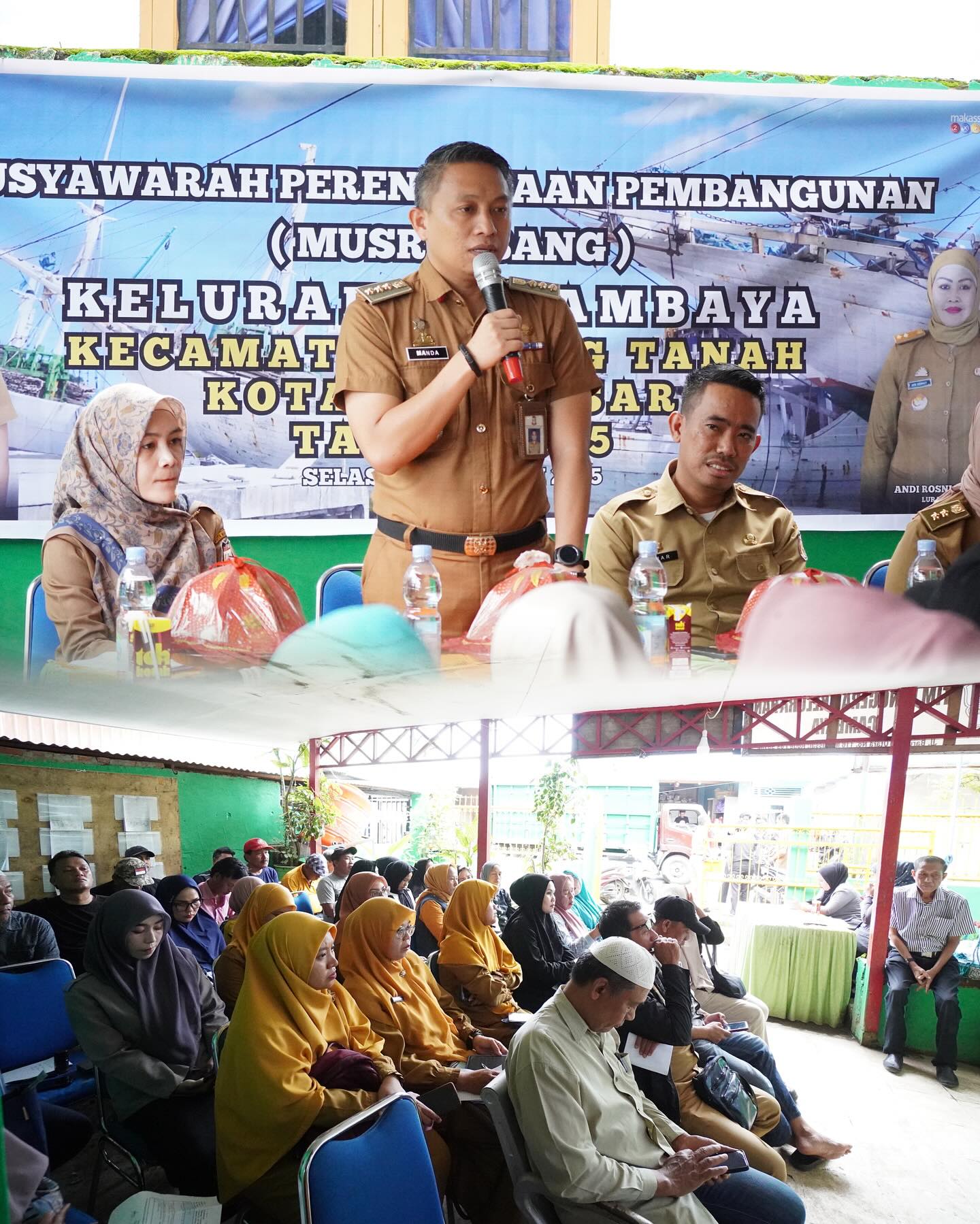 Buka Musrenbang Kelurahan Cambaya dan Tamalabba, Camat Ujung Tanah Tekankan Pentingnya Kolaborasi