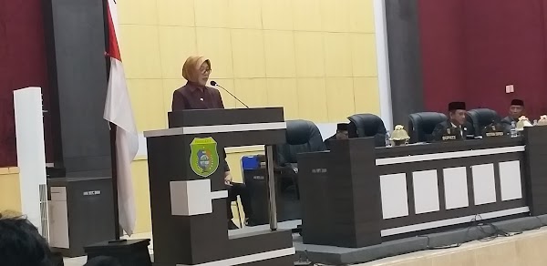 Wabup Pasangkayu Sampaikan Pemandangan Umum Terhadap Ranperda Jamkesda