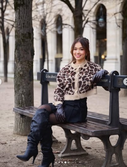 Liburan ke Eropa di Akhir Tahun, Rebecca Klopper Tampil Modis Saat Musim Dingin