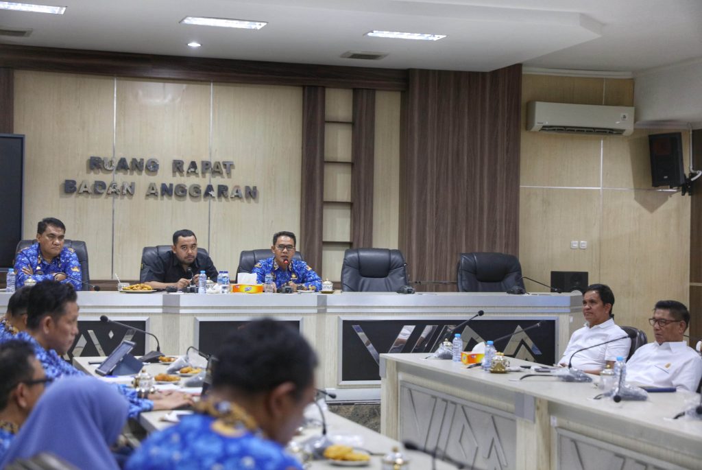 Pj Sekda Makassar Hadiri Rapat Banggar DPRD, Bahas Perencanaan Belanja Barang dan Jasa
