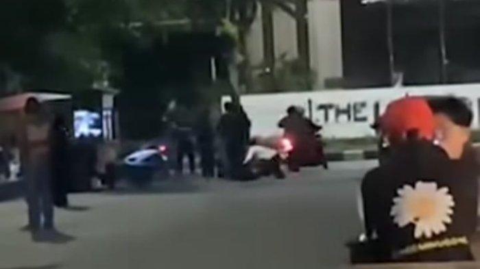 Viral Satu Keluarga Keroyok dan Telanjangi Wanita di Tengah Jalan, Ada Masih Berusia 15 Tahun