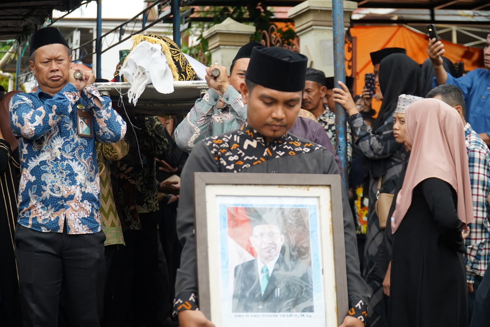 Mantan Kakanwil Kemenag Sulsel, Dr Abd Wahid Thahir Berpulang, Wali Kota Parepare Turut Berduka