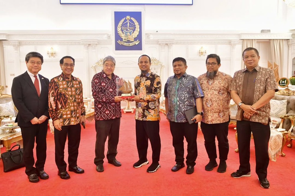 Dubes Jepang Bertemu Gubernur Sulsel, Bahas Kerja Sama Pendidikan dan Ketenagakerjaan