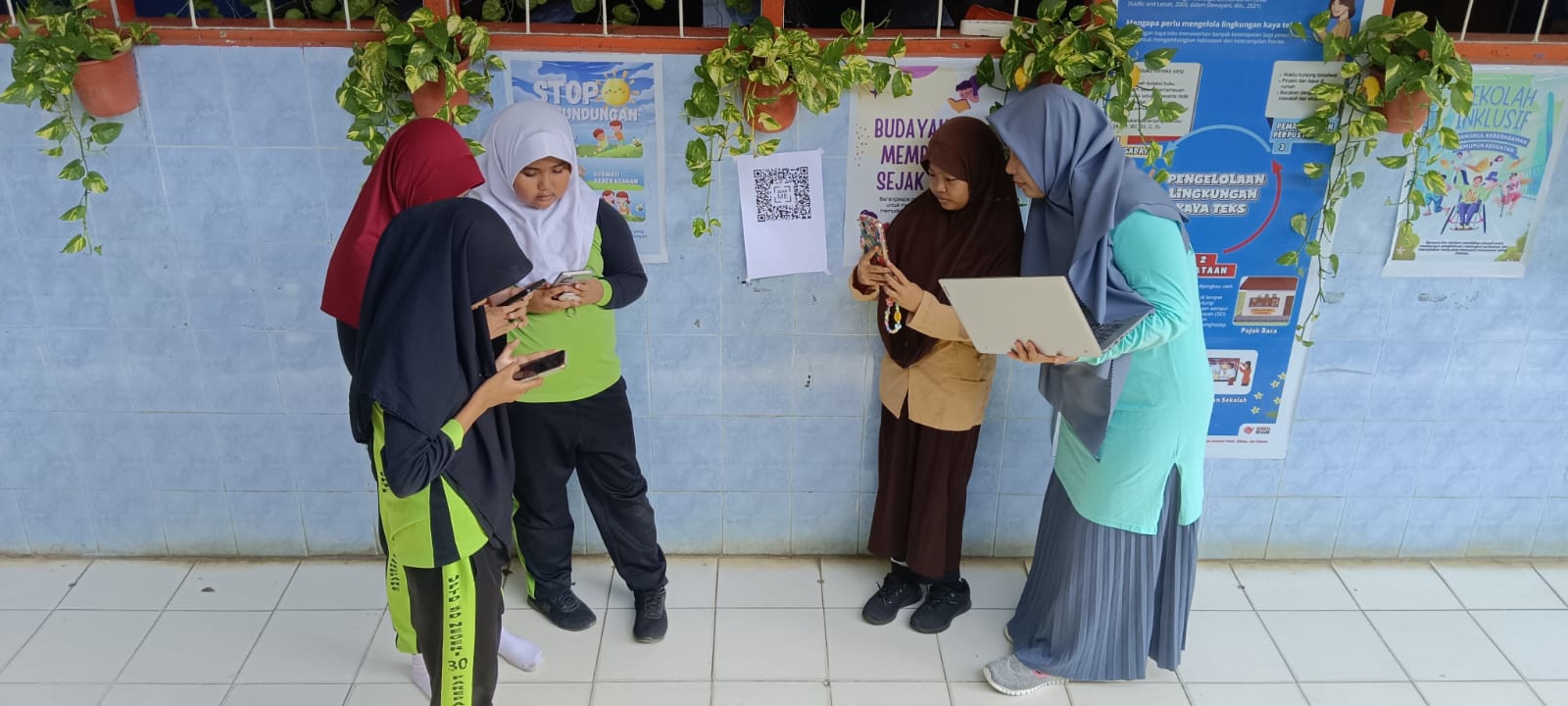 Guru SDN 30 Parepare Hadirkan Inovasi TBM Masagena, Sistem Perpustakaan Digital Berbasis Barcode