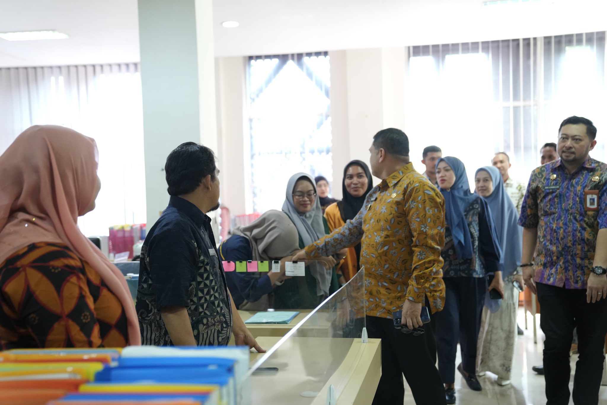 Sidak Kantor Gabungan Dinas, Wali Kota Makassar Soroti Kebersihan, Kerapihan hingga Area Parkir
