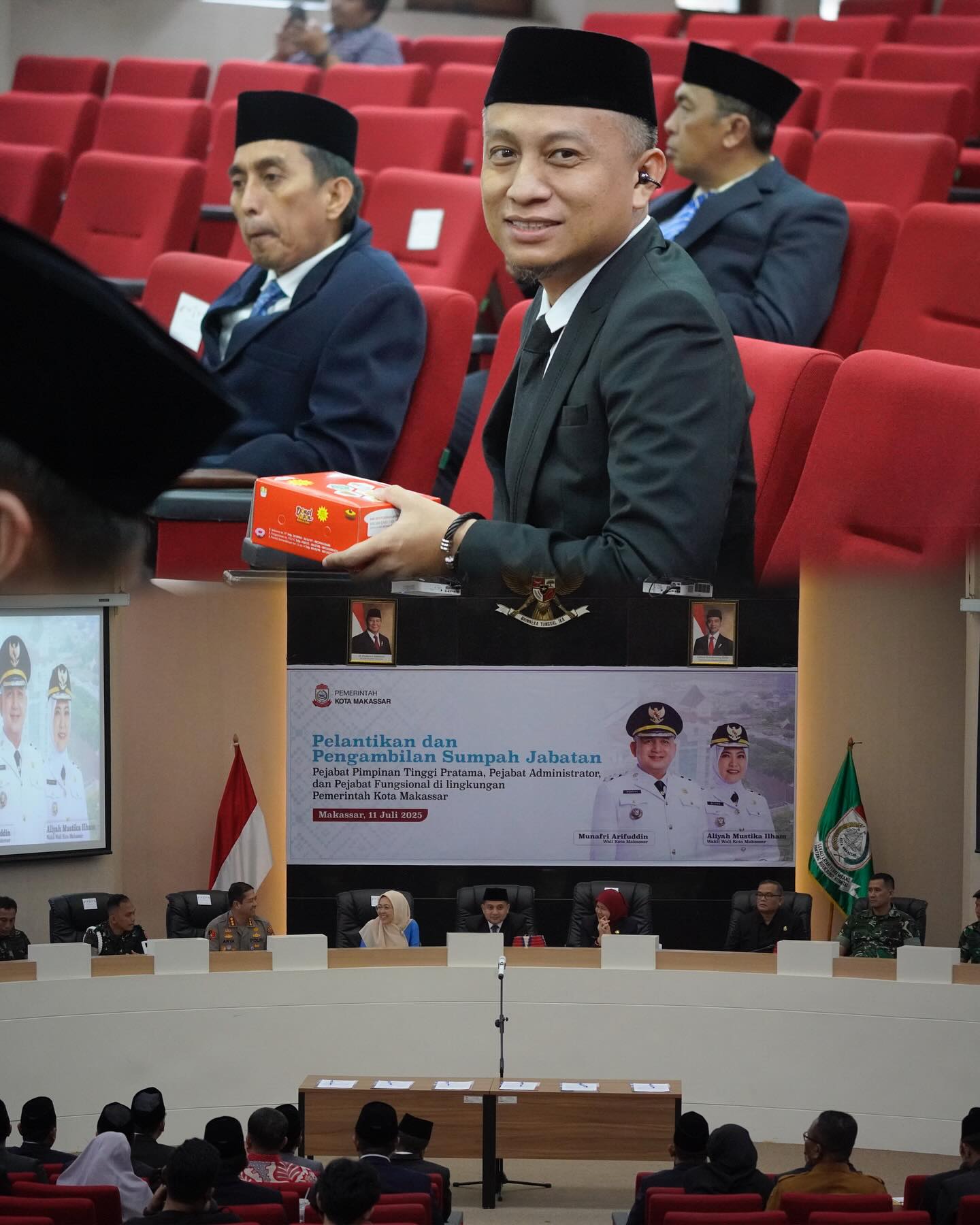 Camat Ujung Tanah Hadiri Pelantikan Pejabat Struktural, Fungsional hingga Dewas Perusda