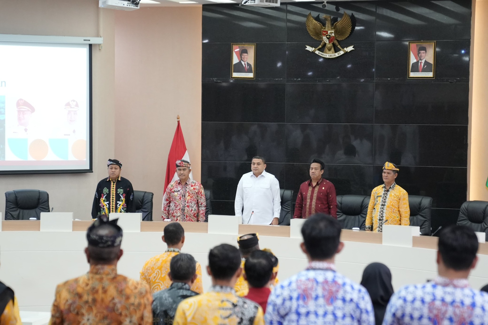 Anggota DPRD William Laurin Hadiri Kegiatan Studi Banding Pemkot Tarakan di Makassar