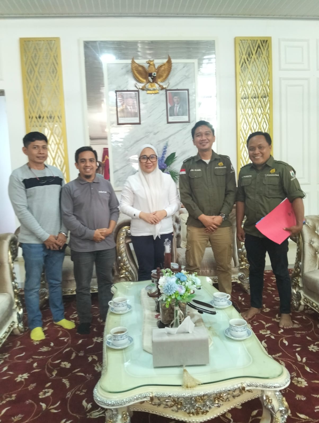 Dinas ESDM Sulbar dan Bupati Mamuju Bahas Percepatan Listrik 19 Desa