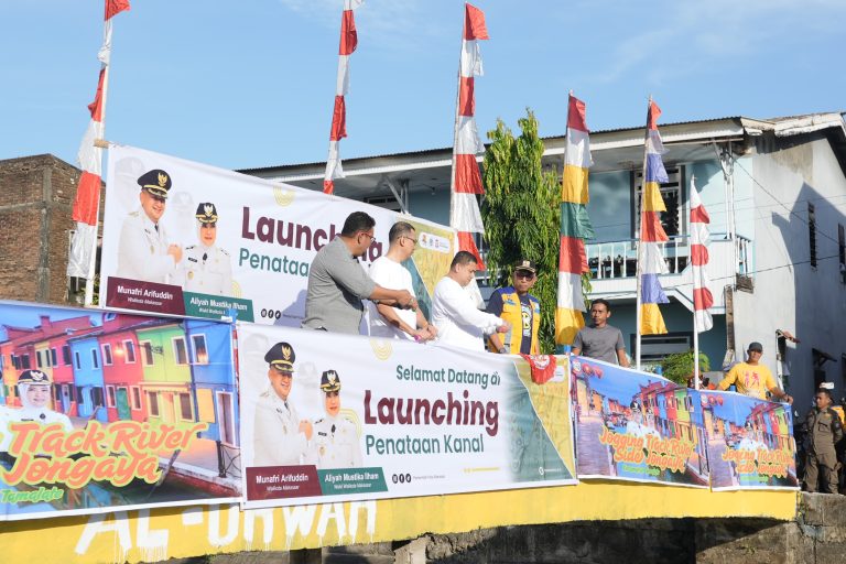 Kick-Off Penataan Kanal Jongaya, Wali Kota Makassar Sebut Langkah Strategis Menuju Lingkungan yang Sehat dan Bebas Genangan