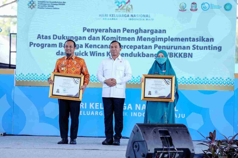 Berhasil Turunkan Angka Stunting, Pemprov Sulsel Raih Penghargaan dari BKKBN