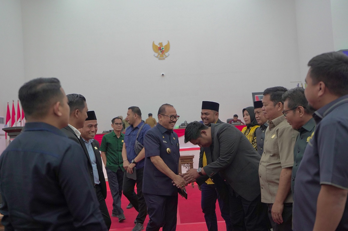 Reformasi Birokrasi: DPRD Sulbar Setujui Penggabungan 35 OPD Menjadi 29