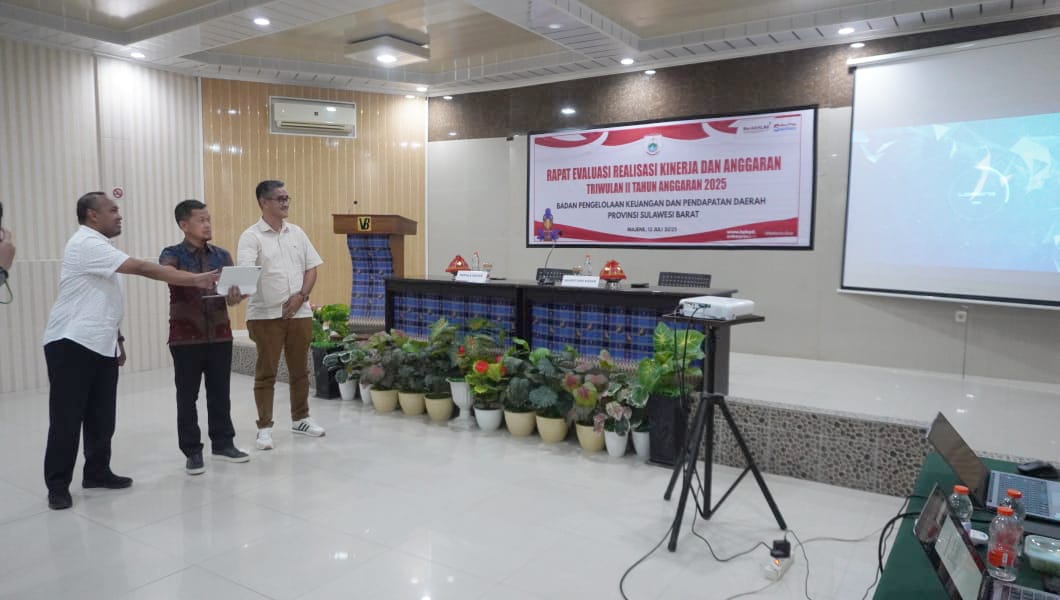 Transformasi Digital Sulbar: SP2D Online Resmi Diluncurkan, Proses Pencairan Dana Lebih Cepat dan Transparan  